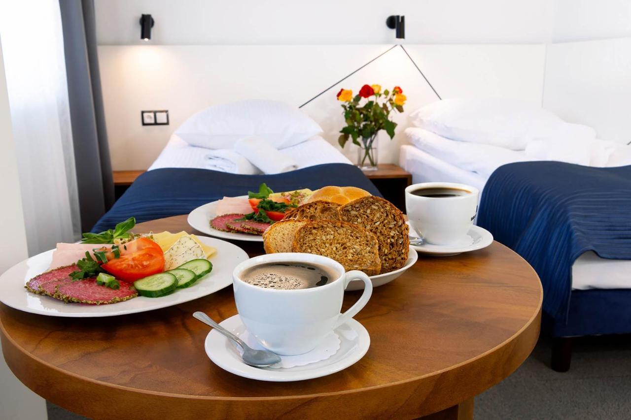 Hotel Katowice Premium エクステリア 写真